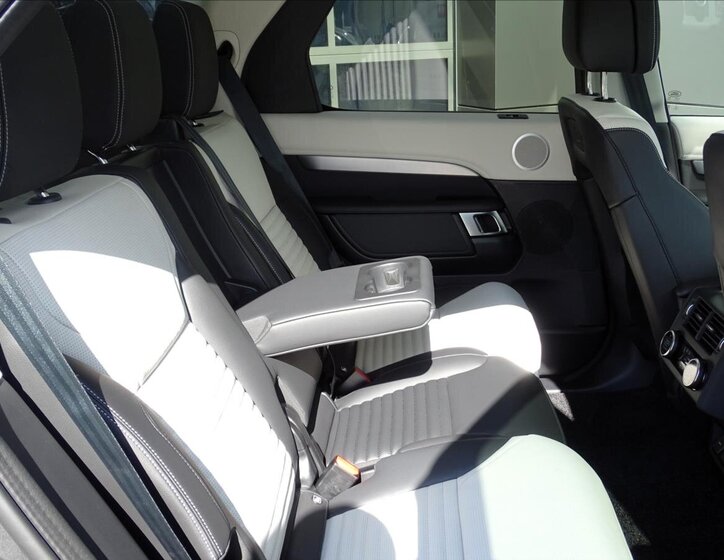 Land Rover Discovery SUV / Terénní 3,0 l 257 kw