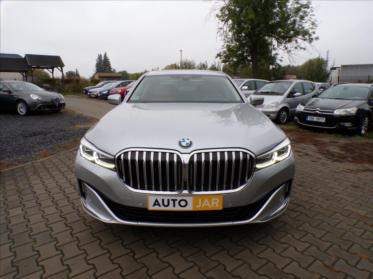 BMW Řada 7 Sedan / Limuzína 3,0 l 195 kw