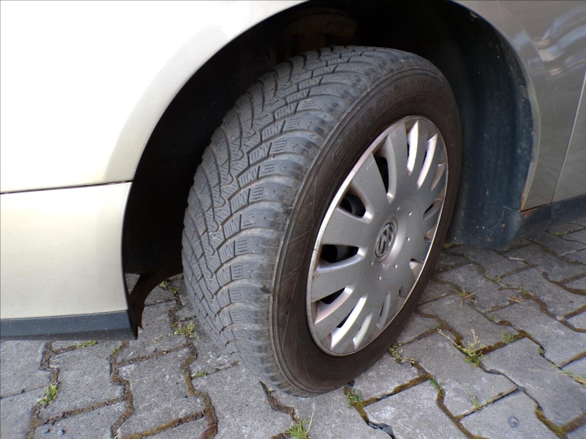 Volkswagen Passat Kombi 2,0 l 147 kw