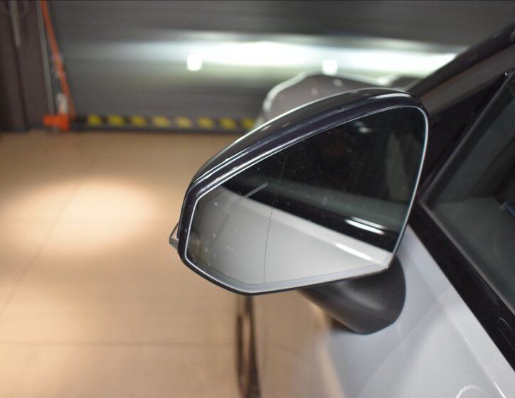 Volvo EX30 SUV / Terénní 0,0 315 kw