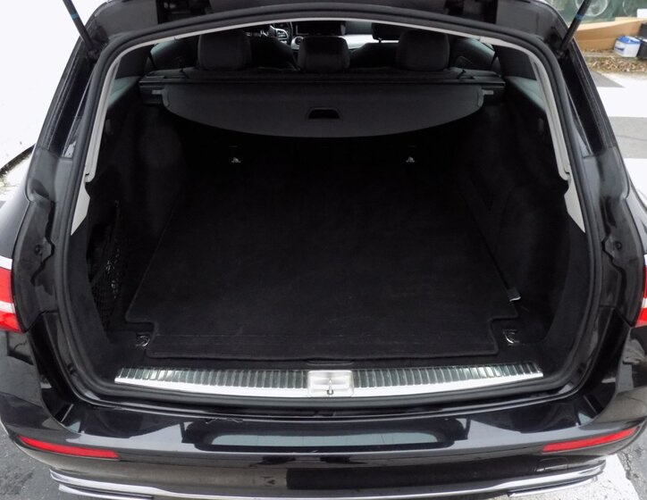 Mercedes-Benz Třídy E 8