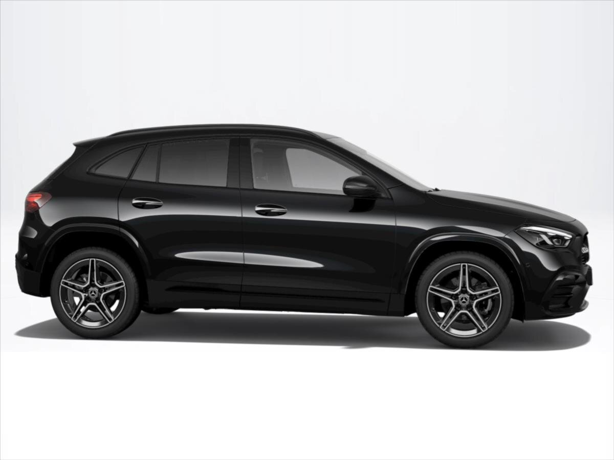 Mercedes-Benz GLA SUV 1,3 l 120 kw