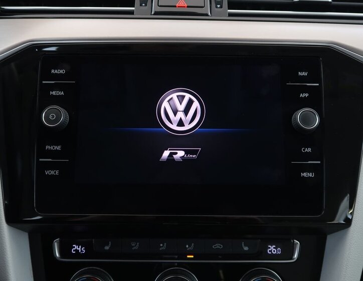 Volkswagen Passat 16