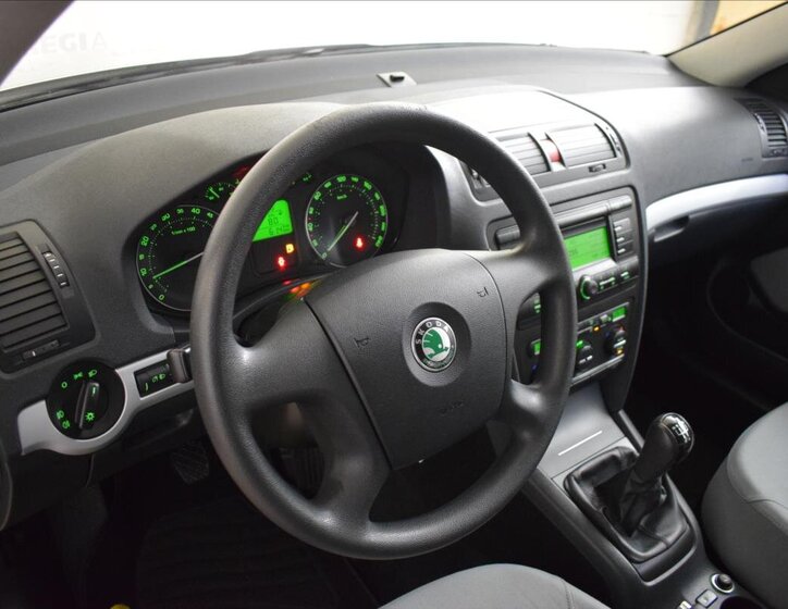 Škoda Octavia Liftback 1,6 l 75 kw