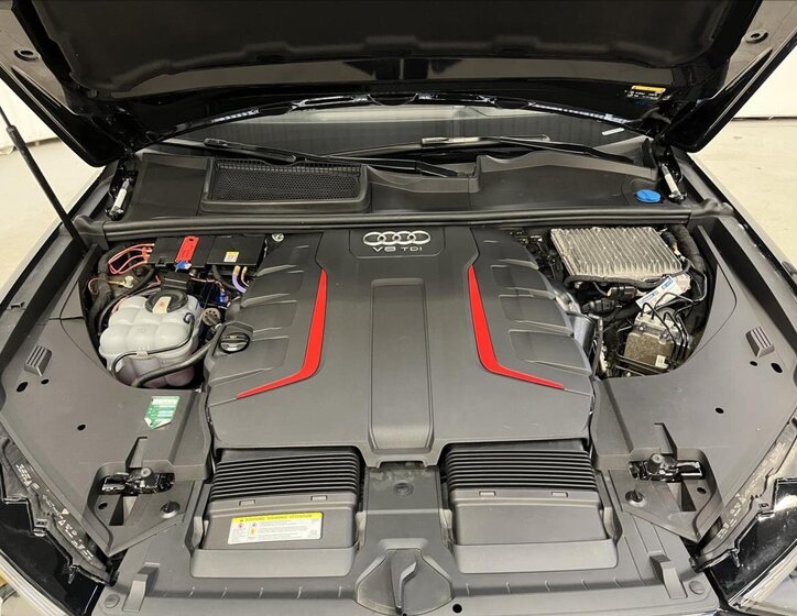 Audi SQ7 Kombi 4,0 l 320 kw