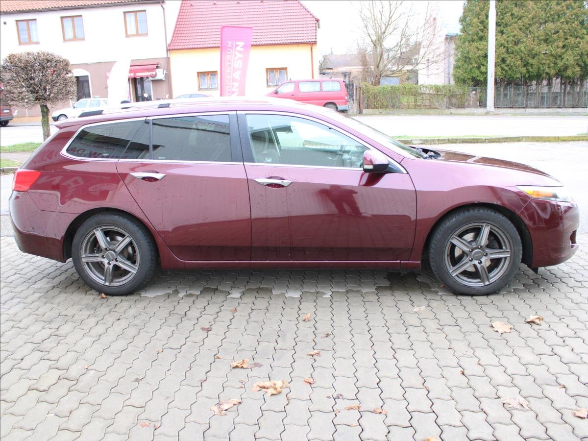 Honda Accord Kombi 2,0 l 115 kw