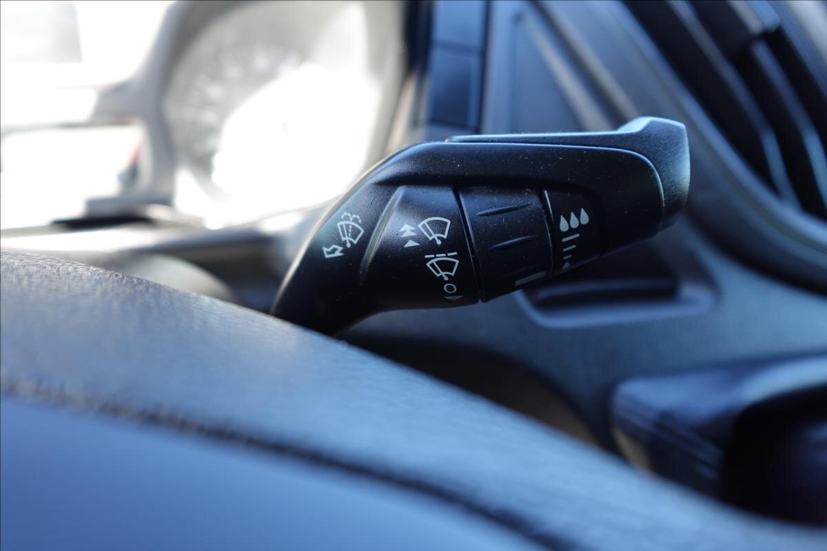 Ford Transit Valník 2,0 l 77 kw