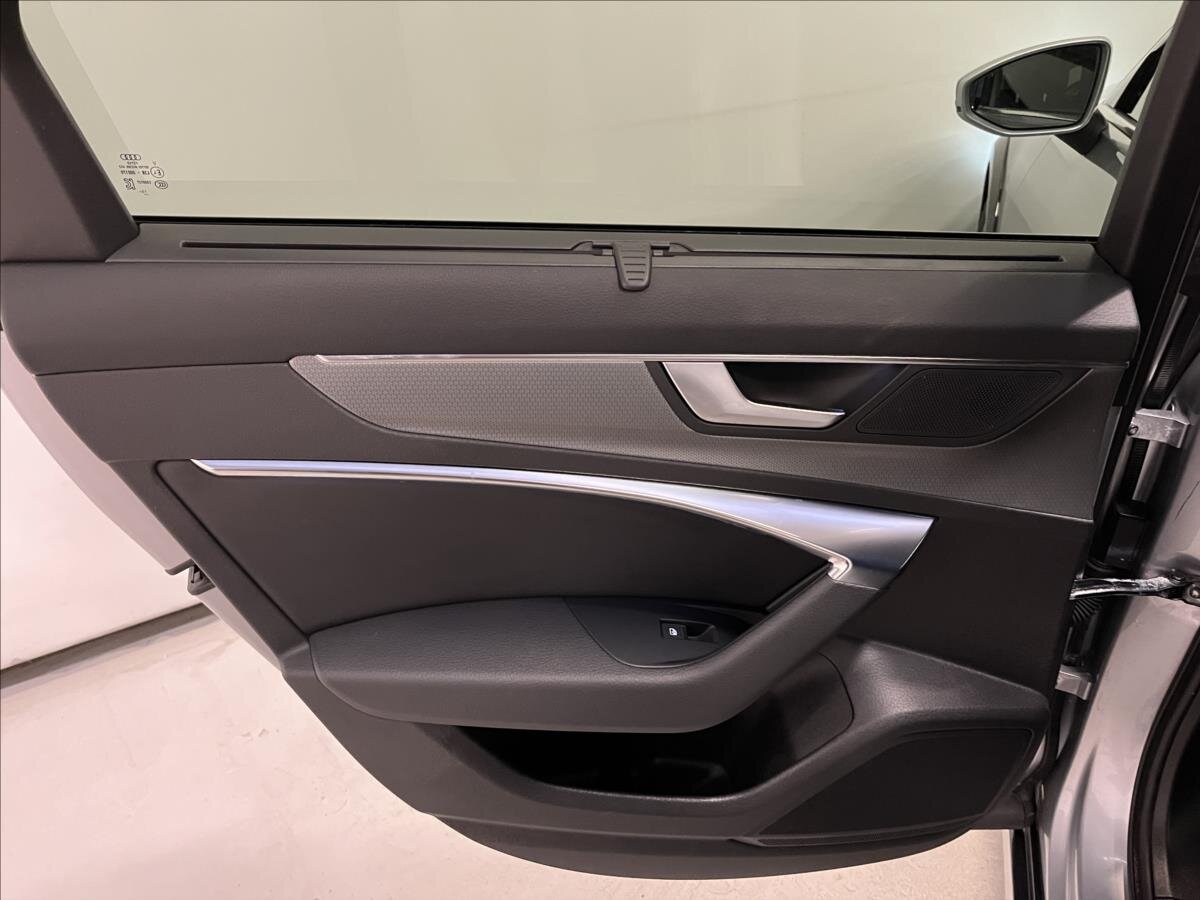 Audi A6 Allroad Kombi 3,0 l 210 kw