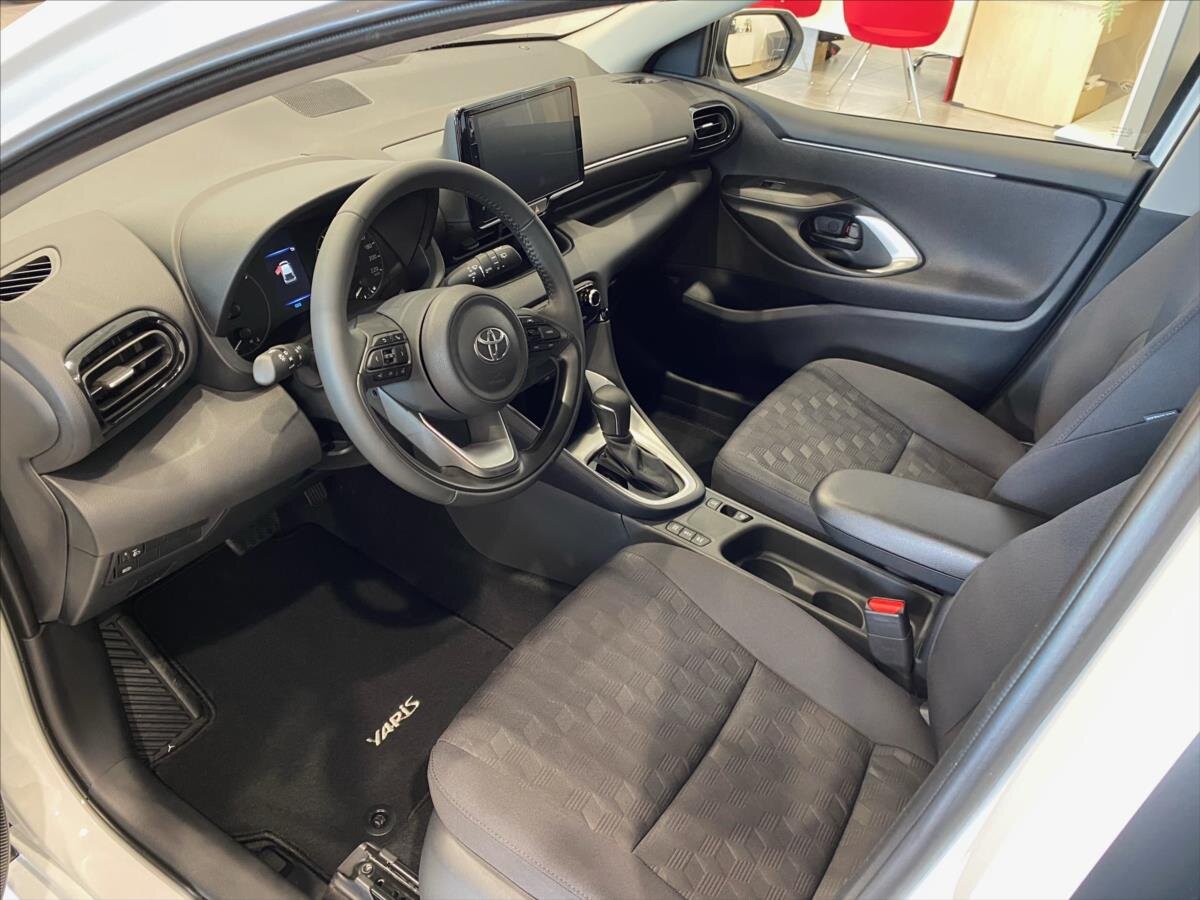 Toyota Yaris Hatchback 1,5 l 85 kw