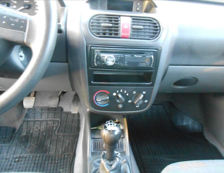 Opel Corsa Hatchback 973,0 43 kw