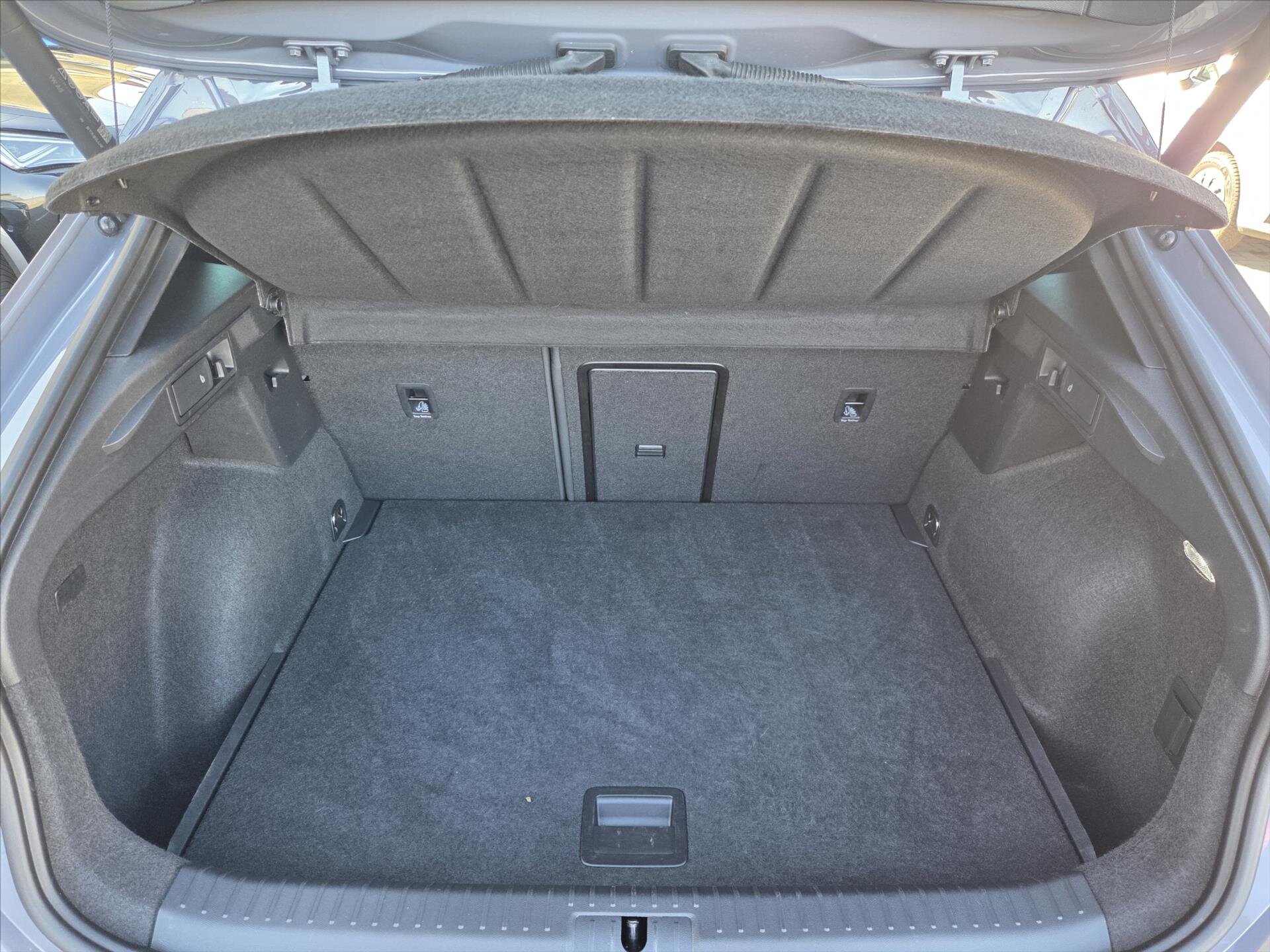 Cupra Formentor SUV / Terénní 2,0 l 140 kw