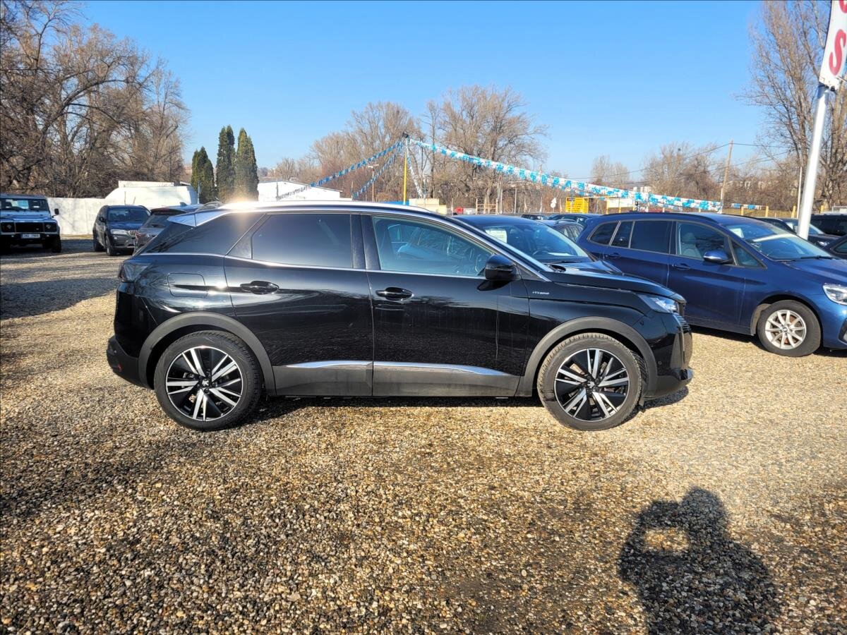 Peugeot 3008 SUV 1,6 l 133 kw