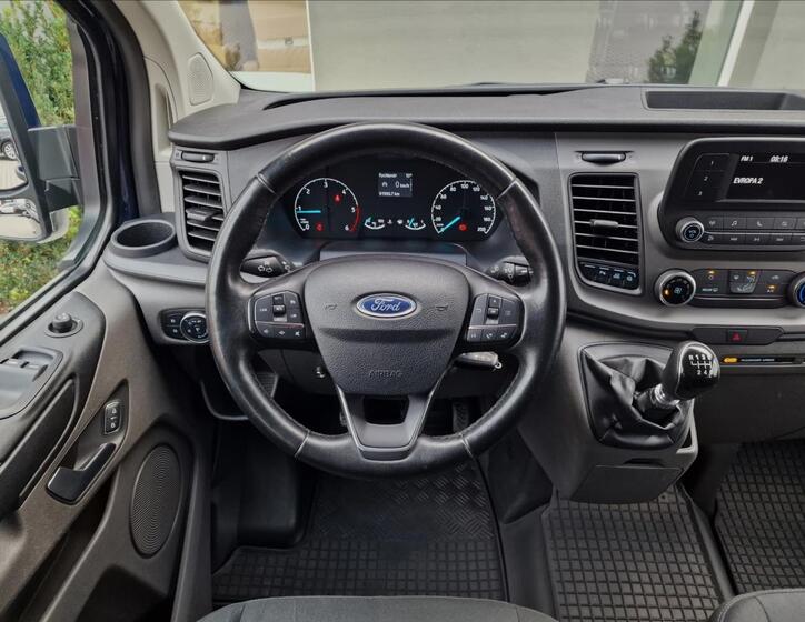 Ford Transit Custom 12