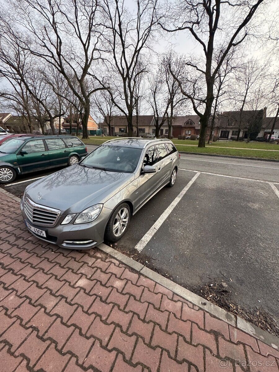 Mercedes-Benz Třídy E Kombi 0,0 195 kw