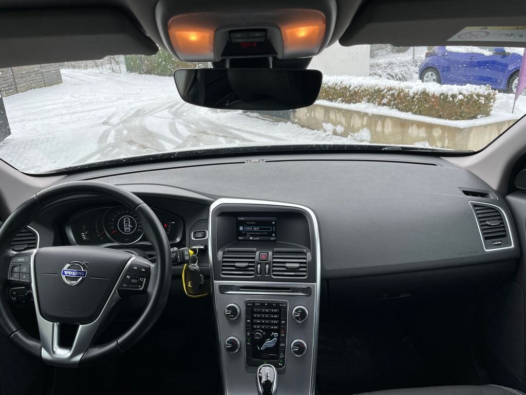 Volvo XC60 SUV 2,4 l 140 kw