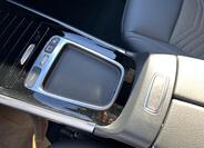 Mercedes-Benz EQA 12