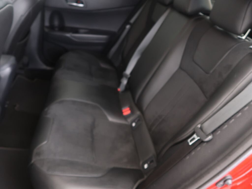 Toyota C-HR Hatchback 2,0 l 112 kw