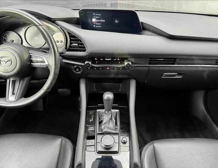 Mazda 3 Sedan / Limuzína 2,0 l 132 kw