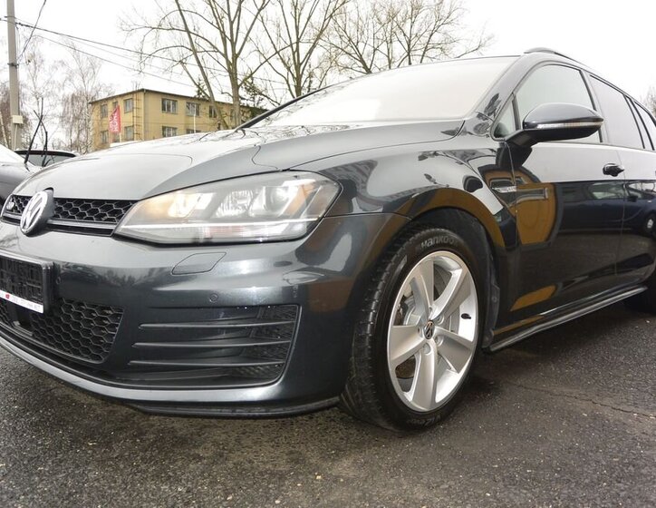 Volkswagen Golf Kombi 2,0 l 135 kw