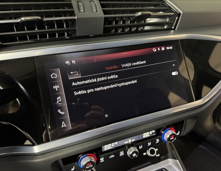 Audi Q3 SUV 2,0 l 140 kw