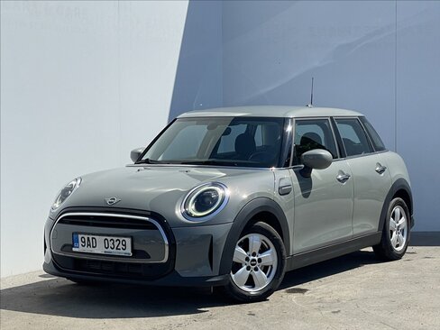 Mini Cooper Hatchback 1,5 l 100 kw