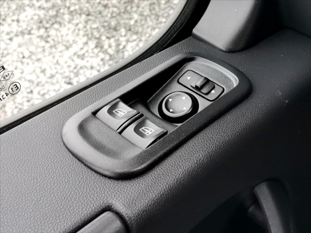 Opel Movano Valník 2,3 l 120 kw