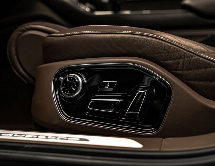 Audi A8 Sedan 4,1 l 283 kw