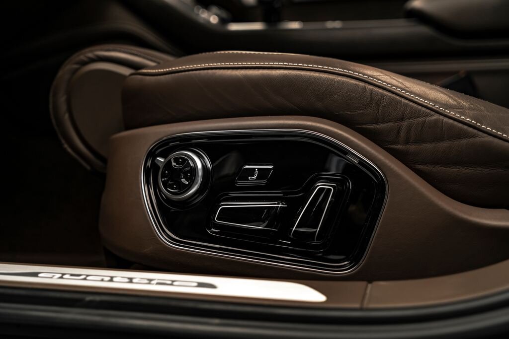 Audi A8 Sedan 4,1 l 283 kw