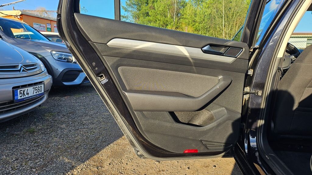 Volkswagen Passat Kombi 1,6 l 88 kw