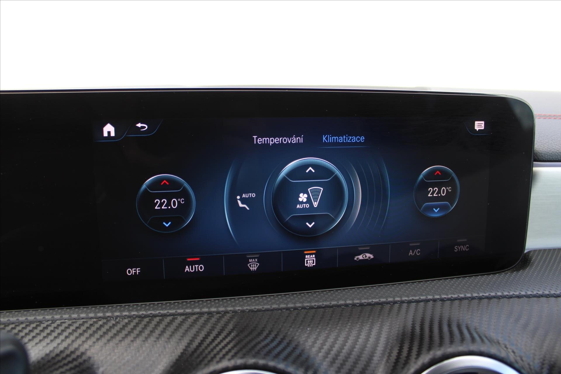 Mercedes-Benz CLA Kombi 1,3 l 193 kw