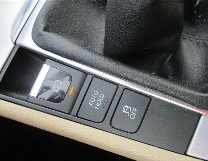 Volkswagen Passat Kombi 2,0 l 103 kw