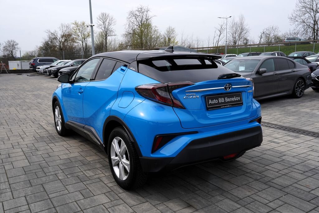 Toyota C-HR Hatchback 1,8 l 125 kw