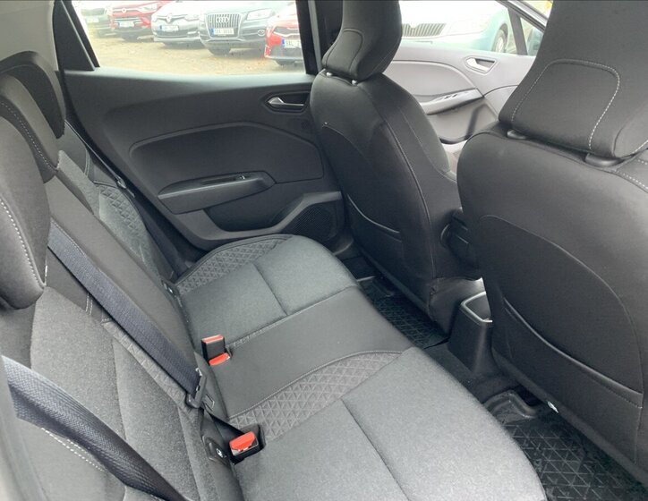 Renault Clio Hatchback 999,0 67 kw