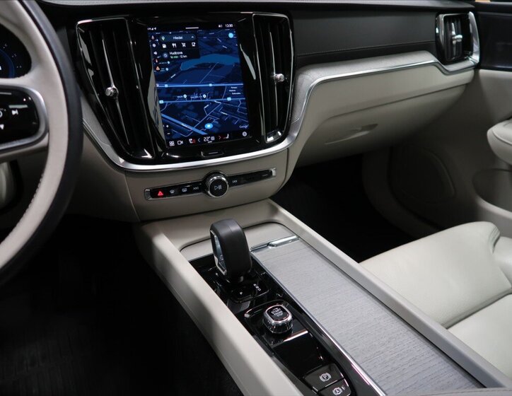 Volvo S60 Sedan / Limuzína 2,0 l 184 kw