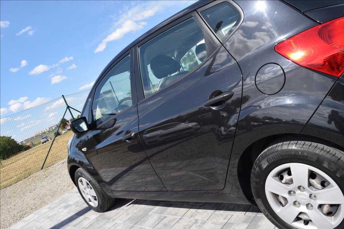 KIA Venga Kombi 1,4 l 66 kw