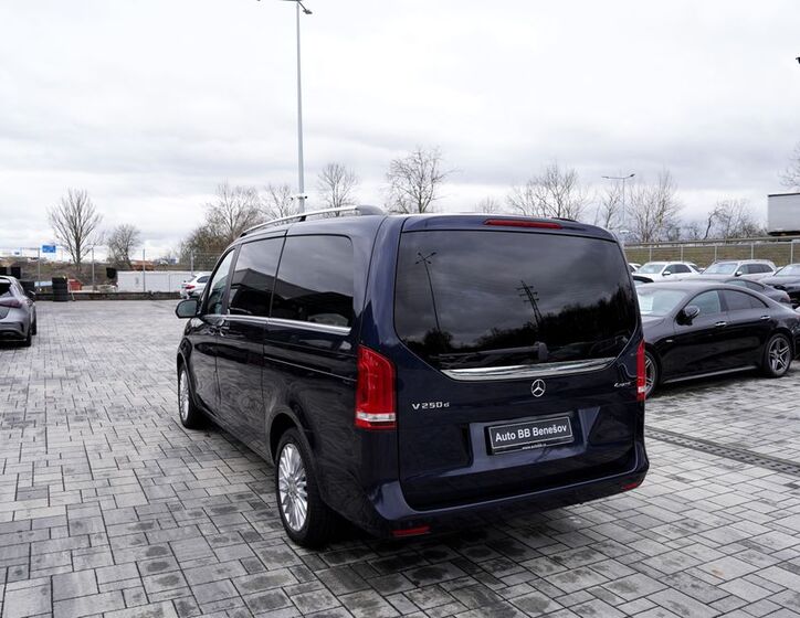 Mercedes-Benz Třídy V 4