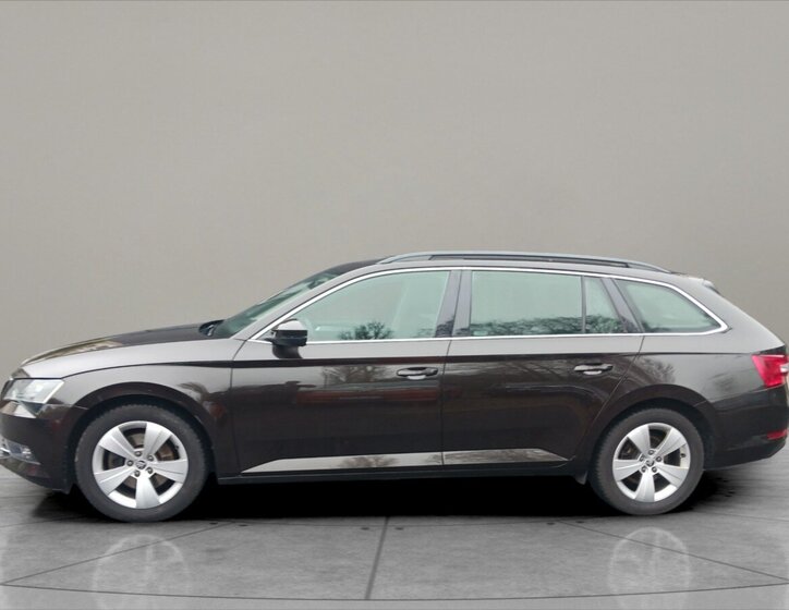Škoda Superb Kombi 2,0 l 110 kw