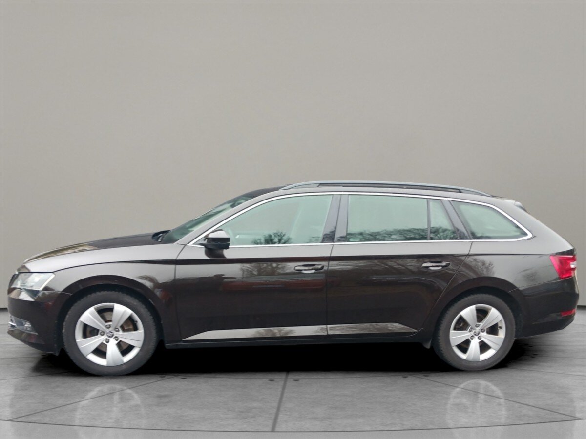 Škoda Superb Kombi 2,0 l 110 kw