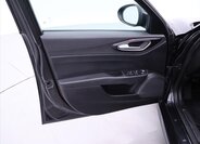 Alfa Romeo Giulia Sedan / Limuzína 2,1 l 110 kw