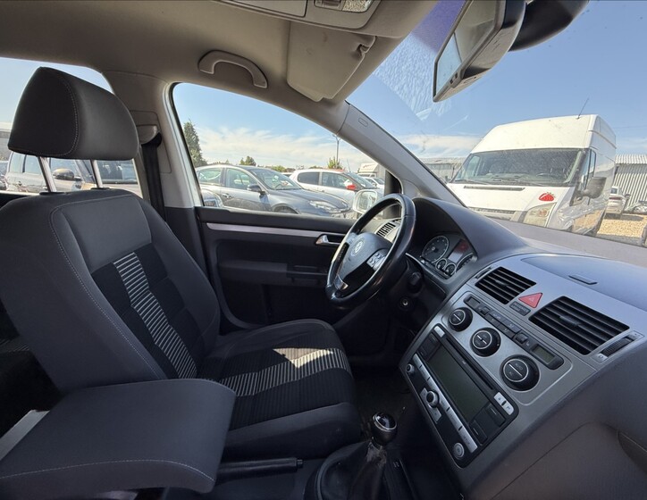 Volkswagen Touran 22