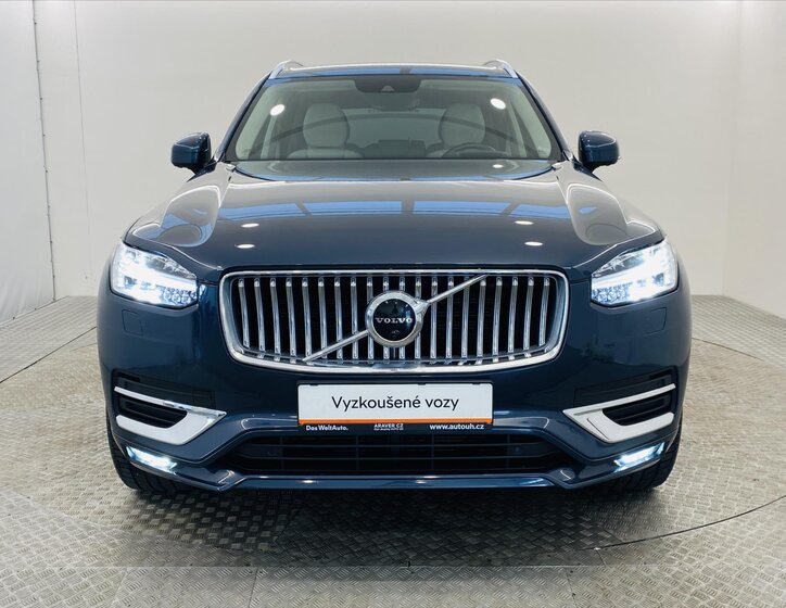 Volvo XC90 SUV / Terénní 2,0 l 173 kw