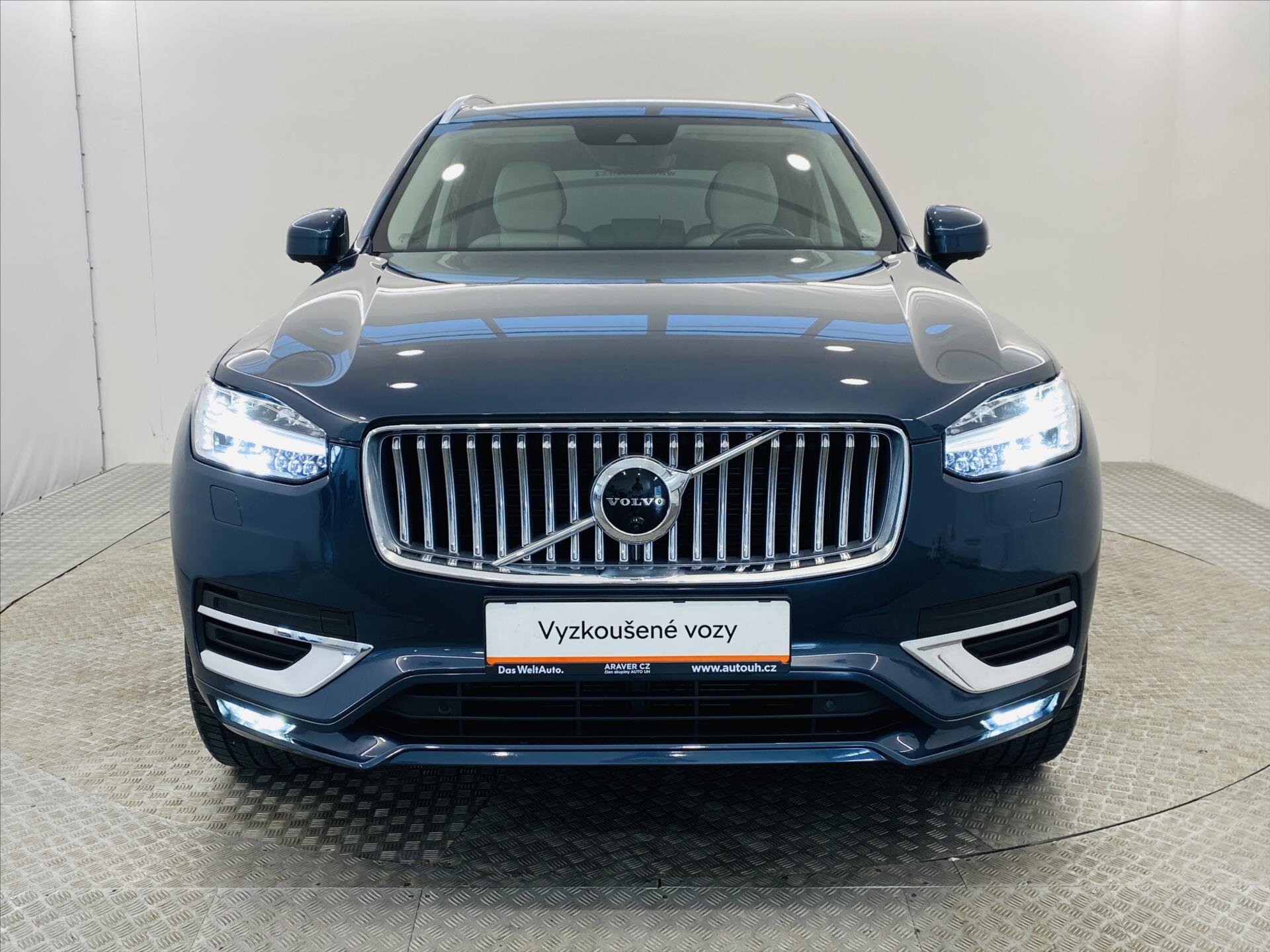 Volvo XC90 SUV / Terénní 2,0 l 173 kw