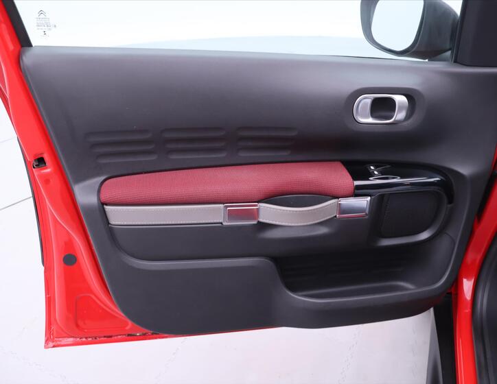 Citroën C4 Cactus 11