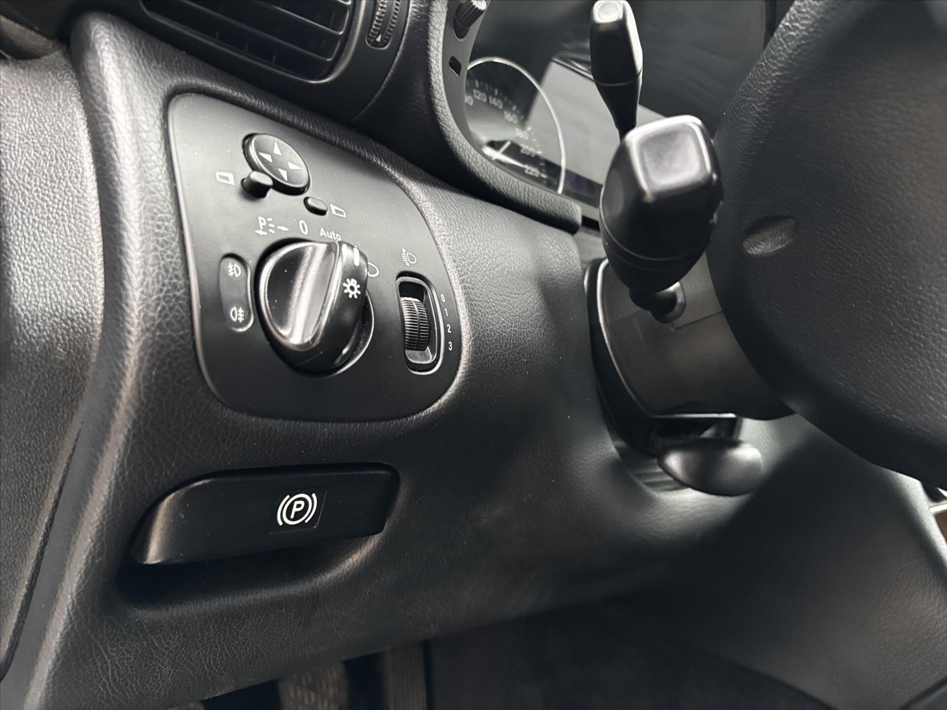 Mercedes-Benz Třídy C Kombi 2,1 l 90 kw