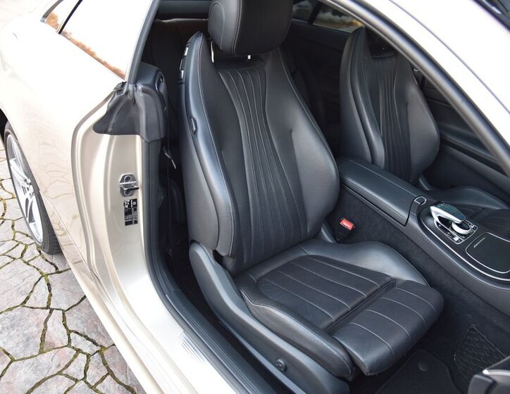 Mercedes-Benz Třídy E 22