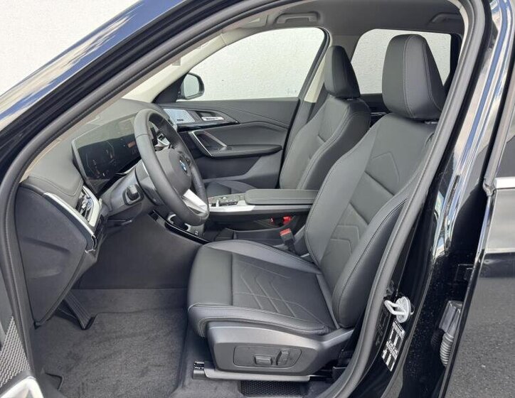 BMW X1 SUV 1,5 l 125 kw