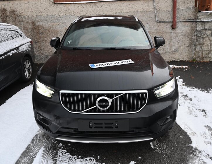 Volvo XC40 1