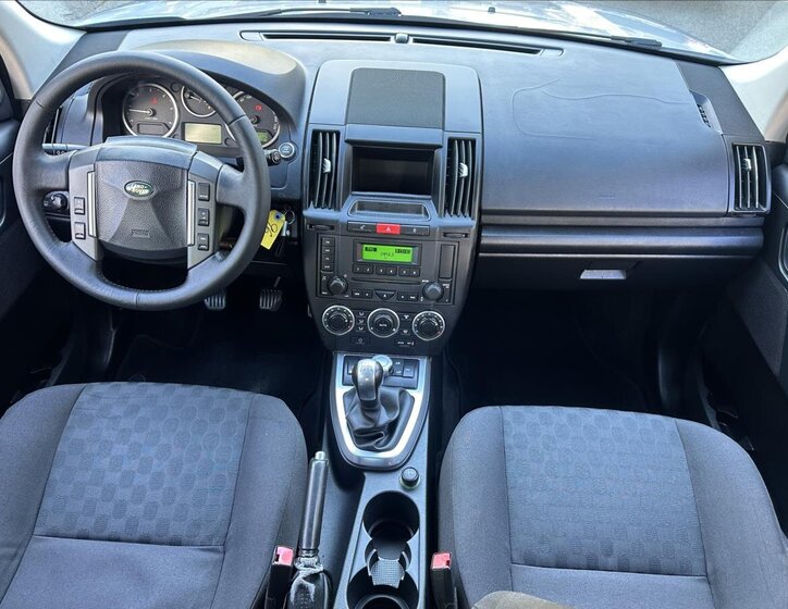 Land Rover Freelander SUV 2,2 l 112 kw