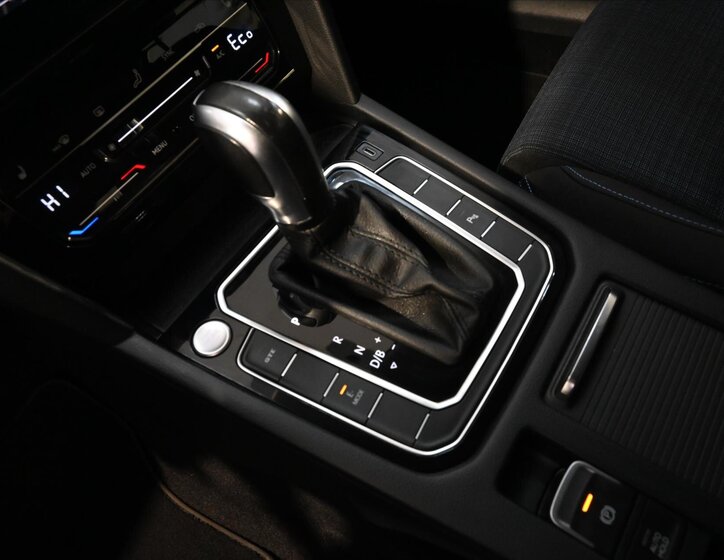 Volkswagen Passat Kombi 1,4 l 115 kw