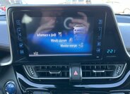 Toyota C-HR SUV / Terénní 1,8 l 72 kw